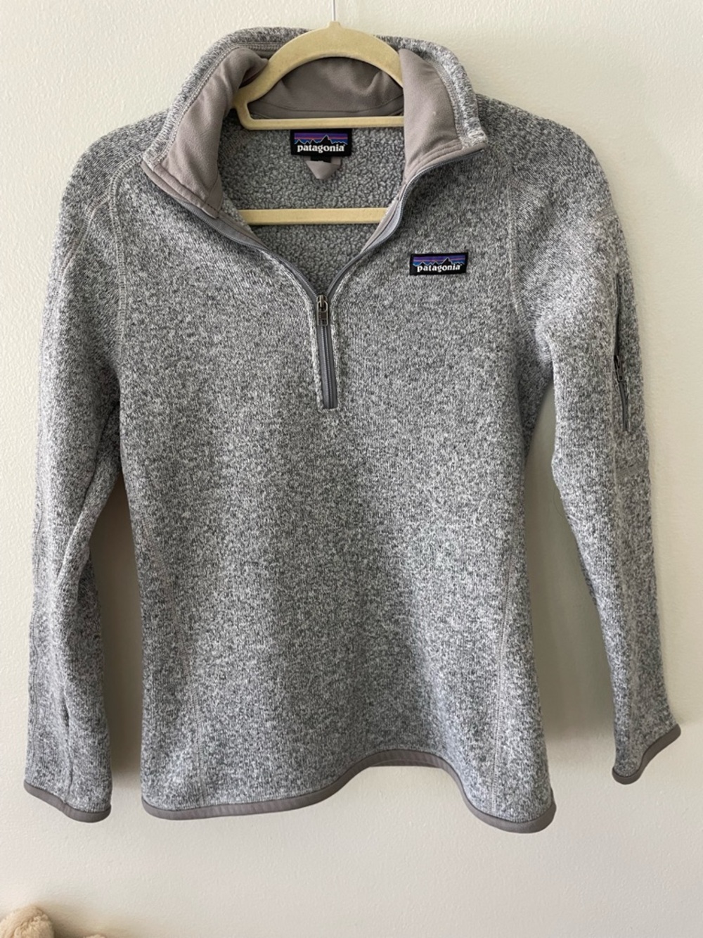 Patagonia size XS women’s fleece grey